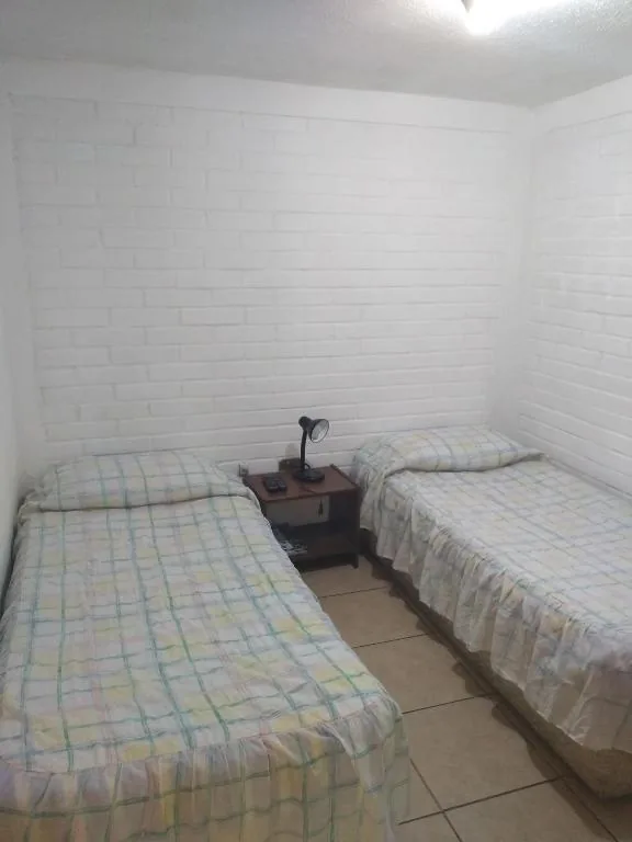Habitación Doble - 2 camas — Hotel Angamos